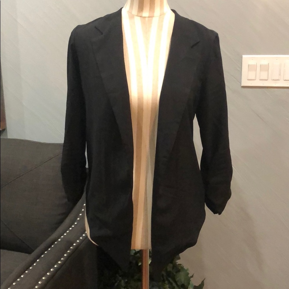 EUC fashion blazer